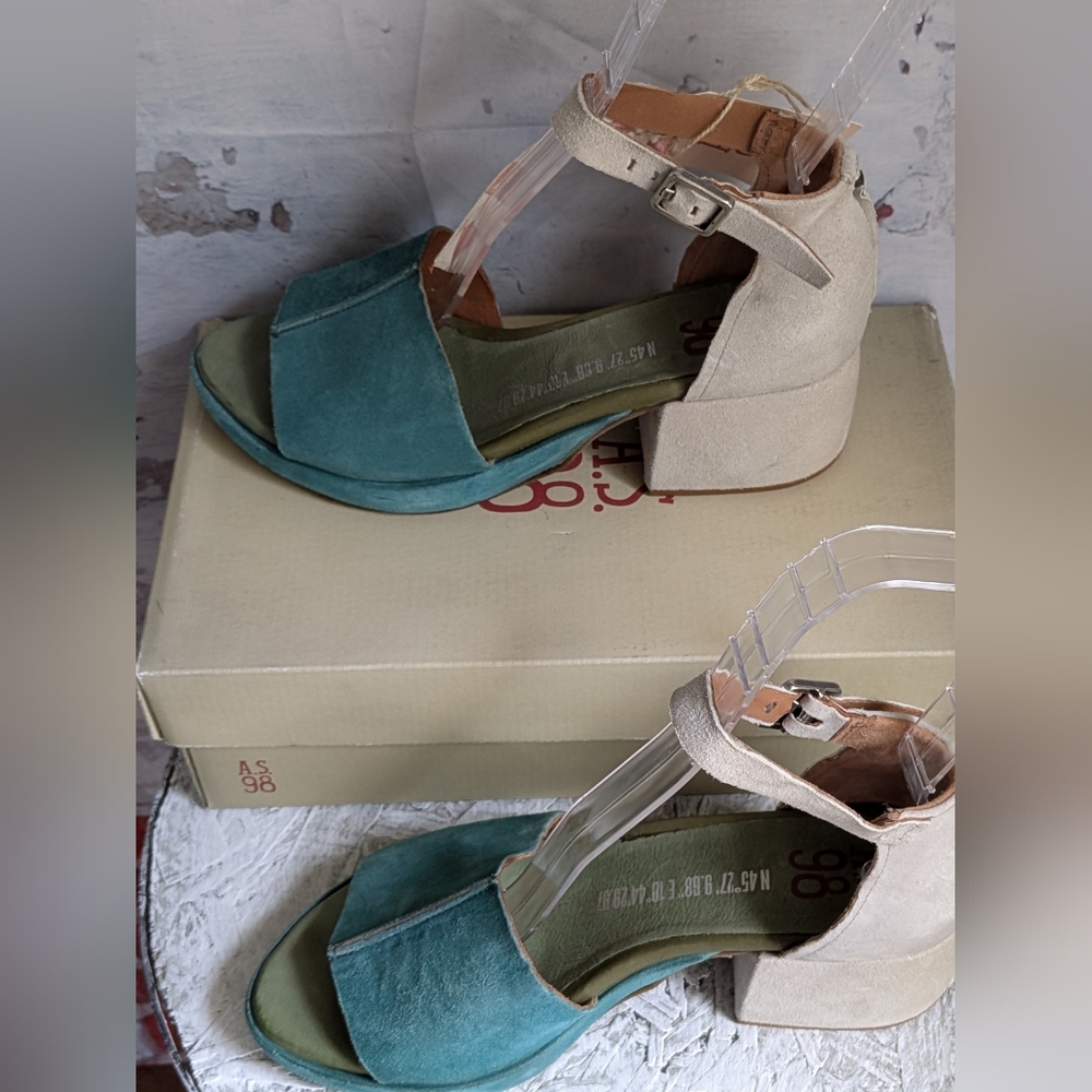 A.s.98 NWT/Box Sandals - Picture 2 of 15